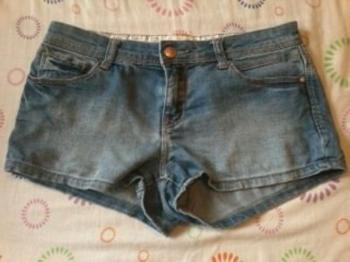 GRATIS. Mini shorts. Pimkie. Talla 34.