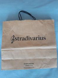 STRADIVARIUS Bolsa de regalo