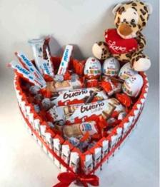 Se hacen cestas dulces para regalo